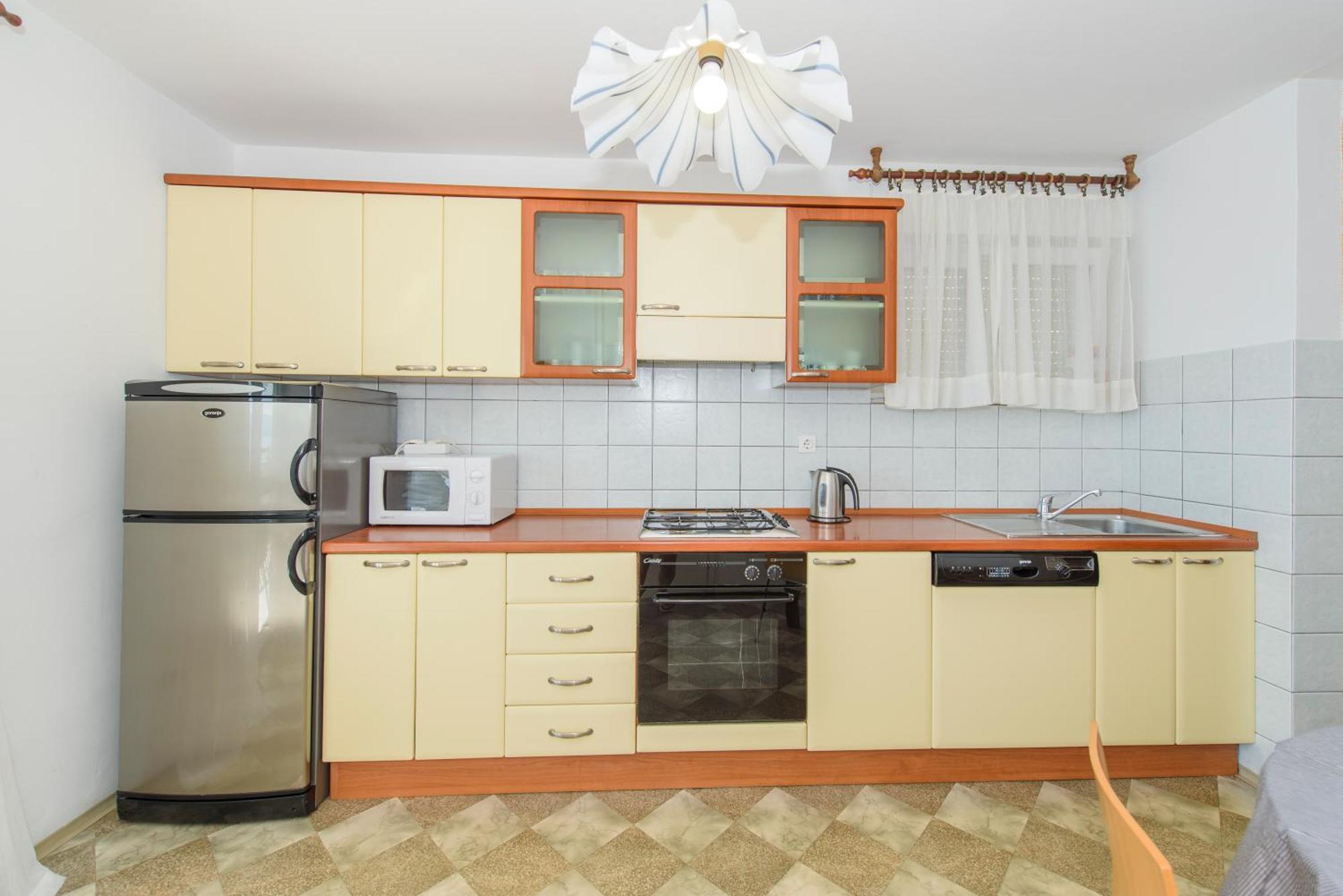 Sunny Apartment 奥米什 外观 照片