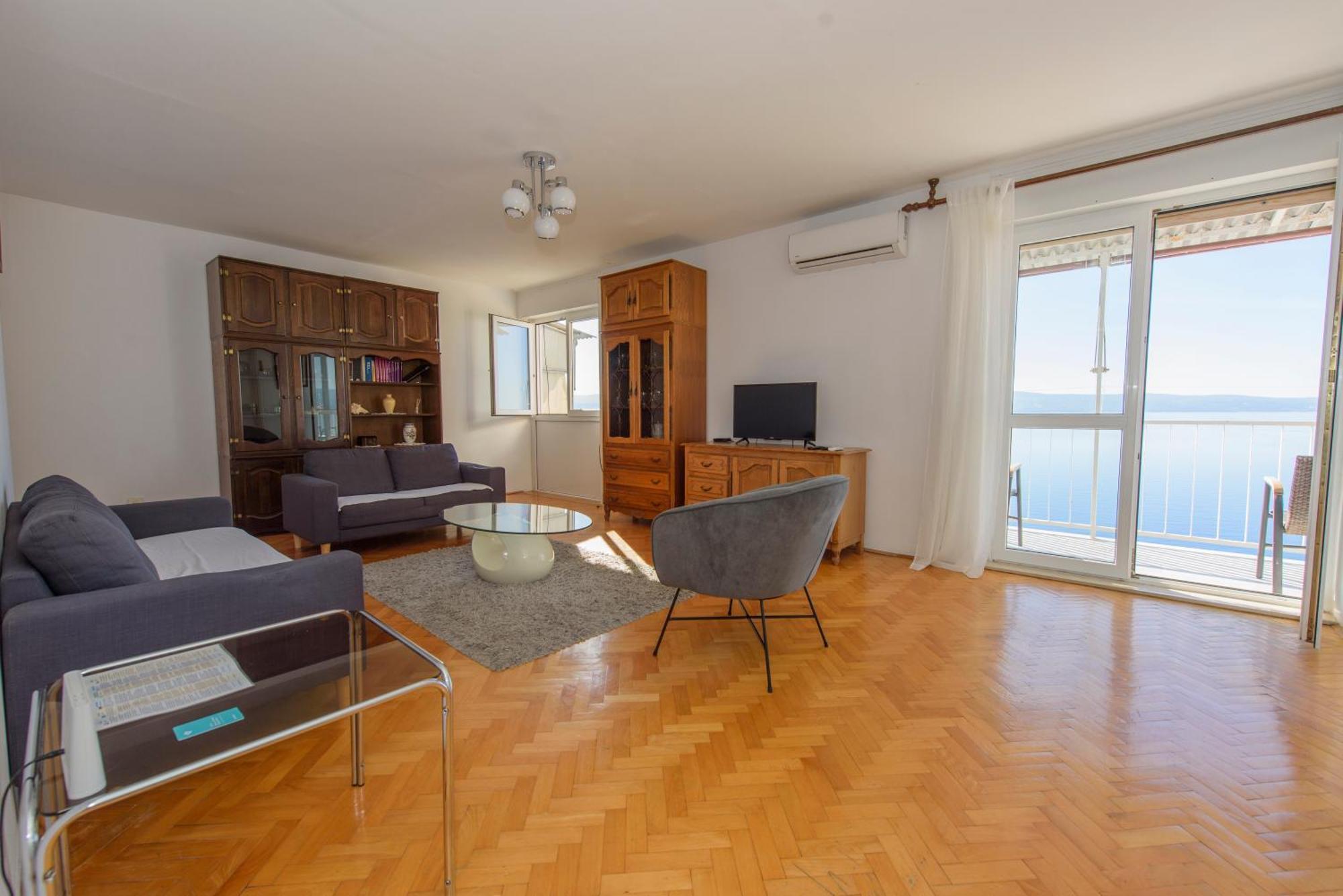 Sunny Apartment 奥米什 外观 照片